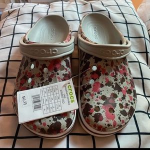 Women's Crocs size 9